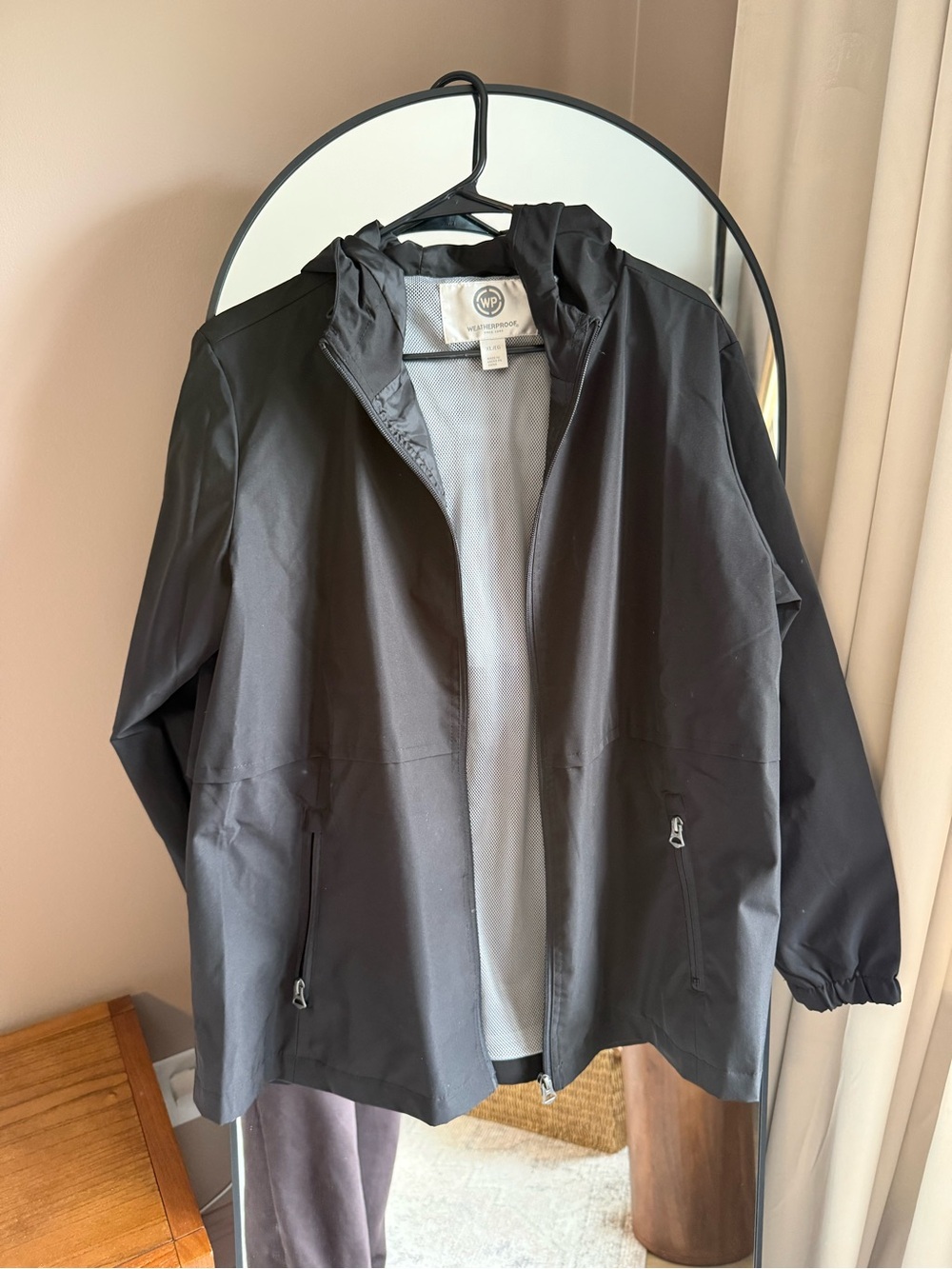 Weatherproof Black Hooded Rain Jacket Size XL Zip Front Mesh Lined
